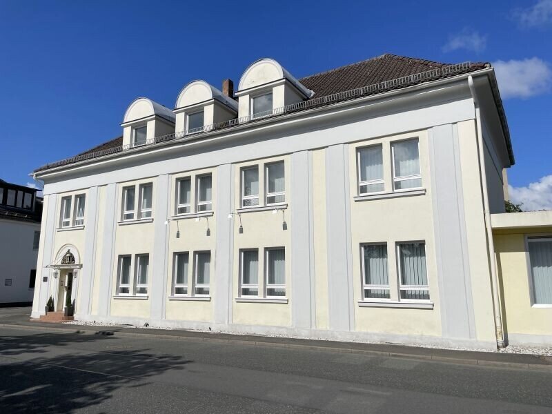 TOP Wohn- und Geschäftshaus in Coburg-Neuses mit 8 PKW-Stellplätzen, Bild 2