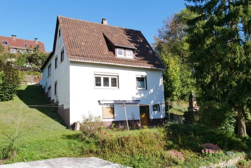Familienglück mit Weitblick und Raum für Ihre Wohnträume in Dörfles, 96487 Dörfles