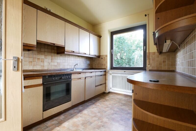 Wohnhaus mit Scheune in Seßlach STT, Bild 2
