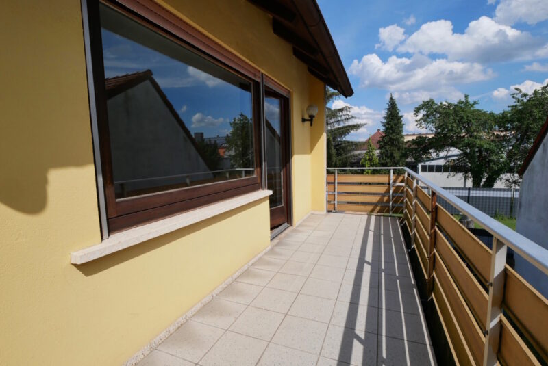 Großes Wohnhaus in zentraler Lage!, Bild 2