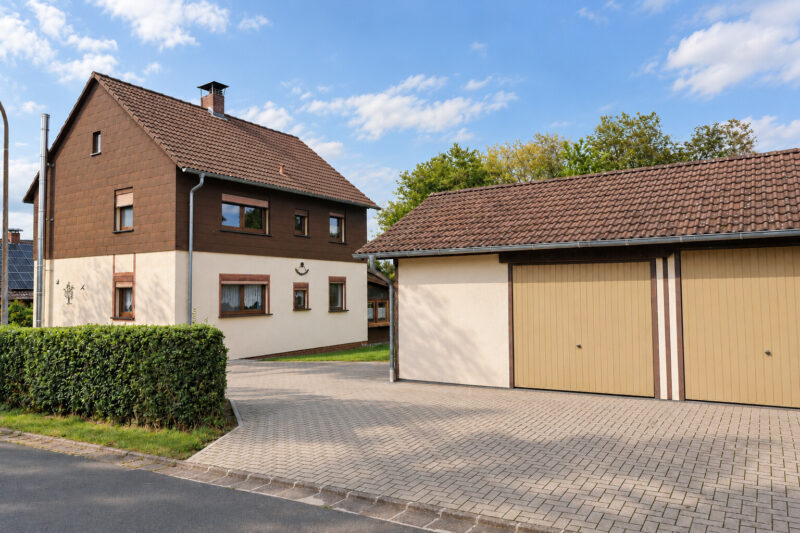 Teilrenoviertes Wohnhaus mit Potential auf dem Land!, 96476 Bad Rodach