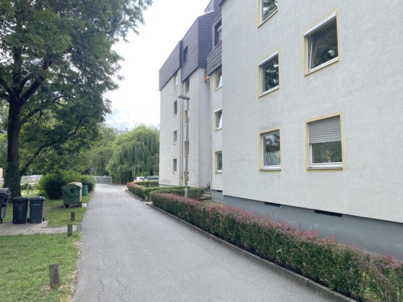 4 Zimmer Eigentumswohnung mit Aufzug im Herzen Coburgs, Bild 2