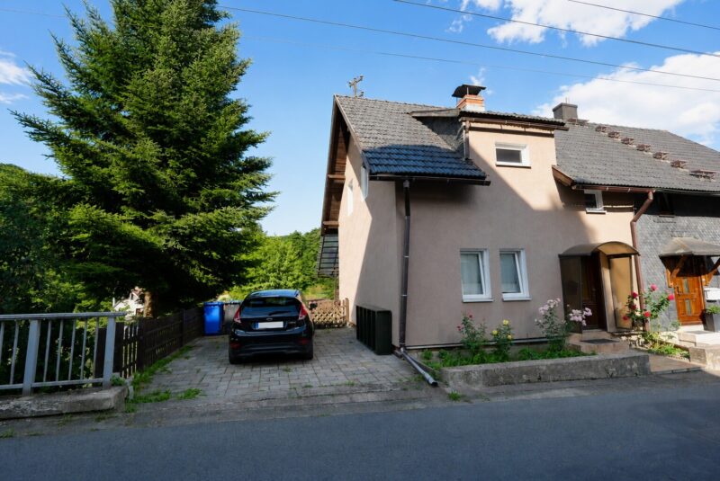 Sanierte Doppelhaushälfte mit moderner Aufteilung!, 96528 Frankenblick