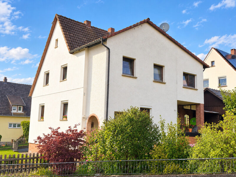 Gepflegtes Wohnhaus in guter Lage von Rödental, Bild 2