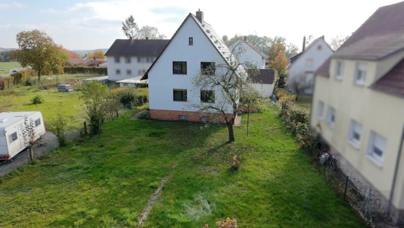Einfamilienhaus mit Ausbaupotential in Weidach, 96479 Weitramsdorf / Weidach