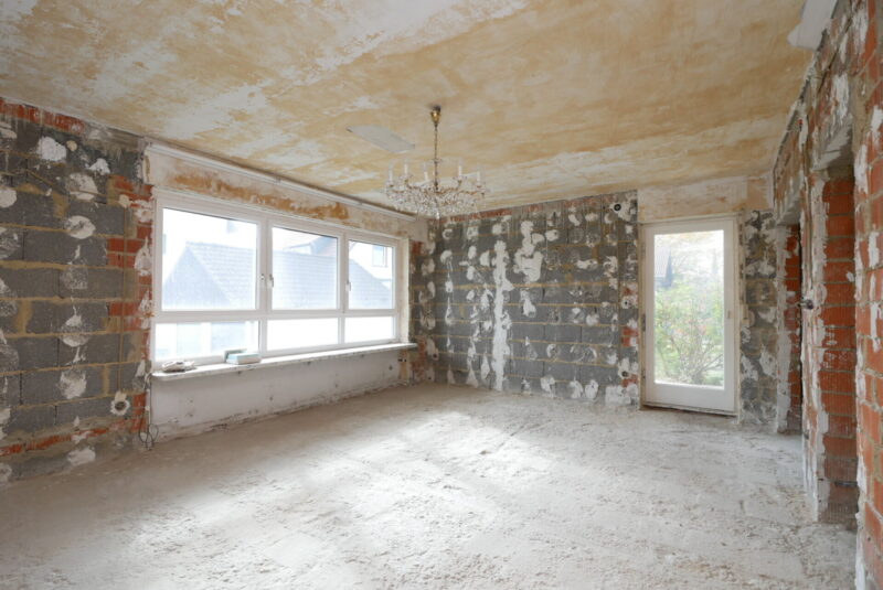 Einfamilienhaus mit Ausbaupotential in Weidach, Bild 3
