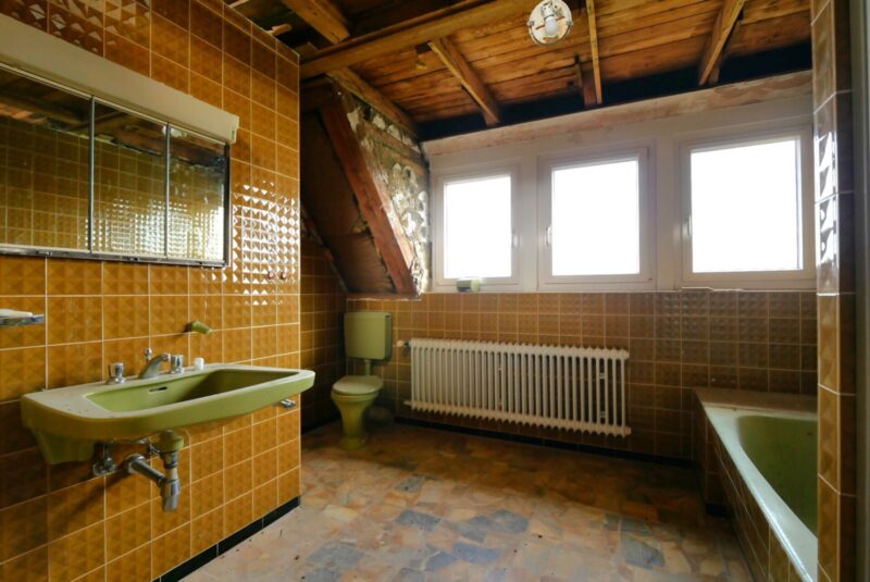 Einfamilienhaus mit Ausbaupotential in Weidach, Bild 9